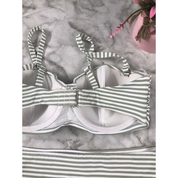 H&M Women's Size 10 Two Piece Bathing Swim Suit Swimsuit Bikini Lightly Padded - Picture 7 of 8